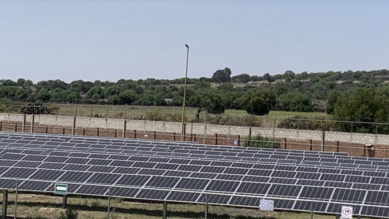 Alstom recently installed 1,080 photovoltaic panels at its Sahagún site in Mexico, covering an area of over 15,000 square meters (© Iván Álvarez/Alstom 2025)